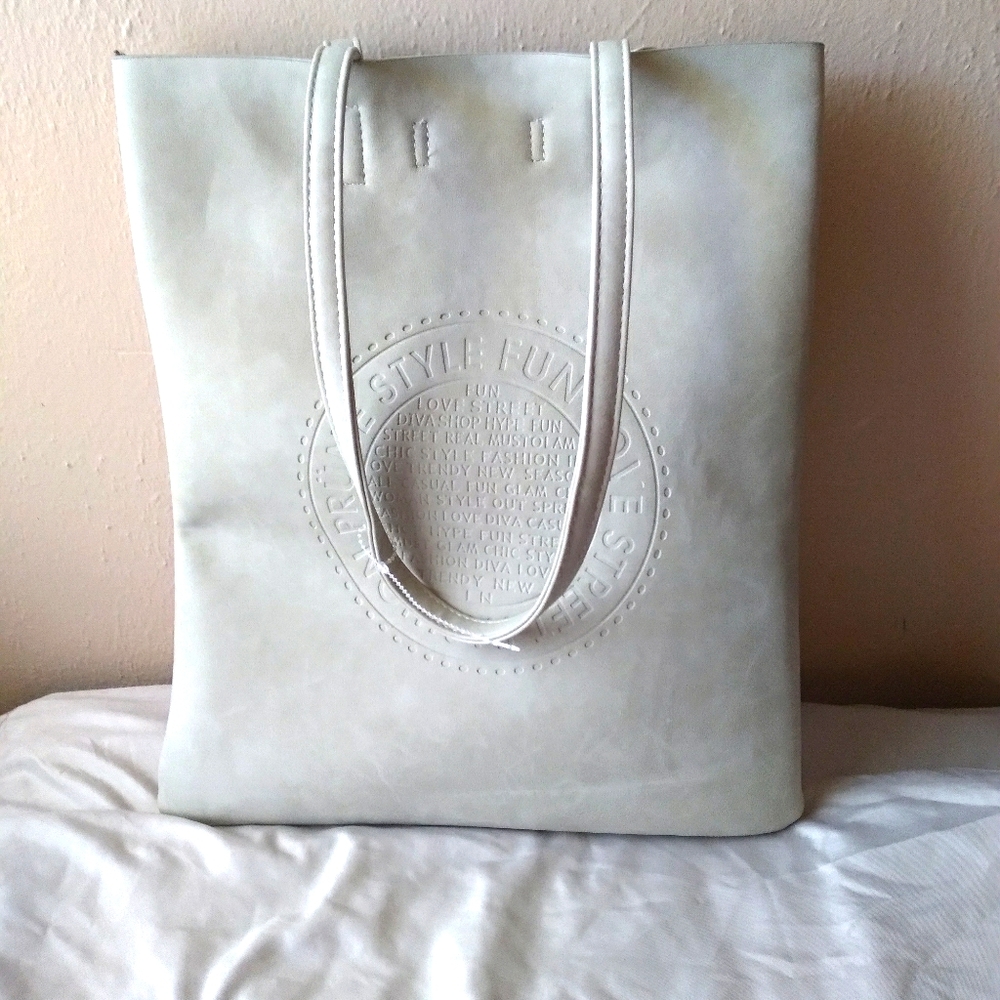 Prune tote